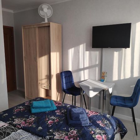 Pokoje Goscinne Moli Łeba Exterior foto