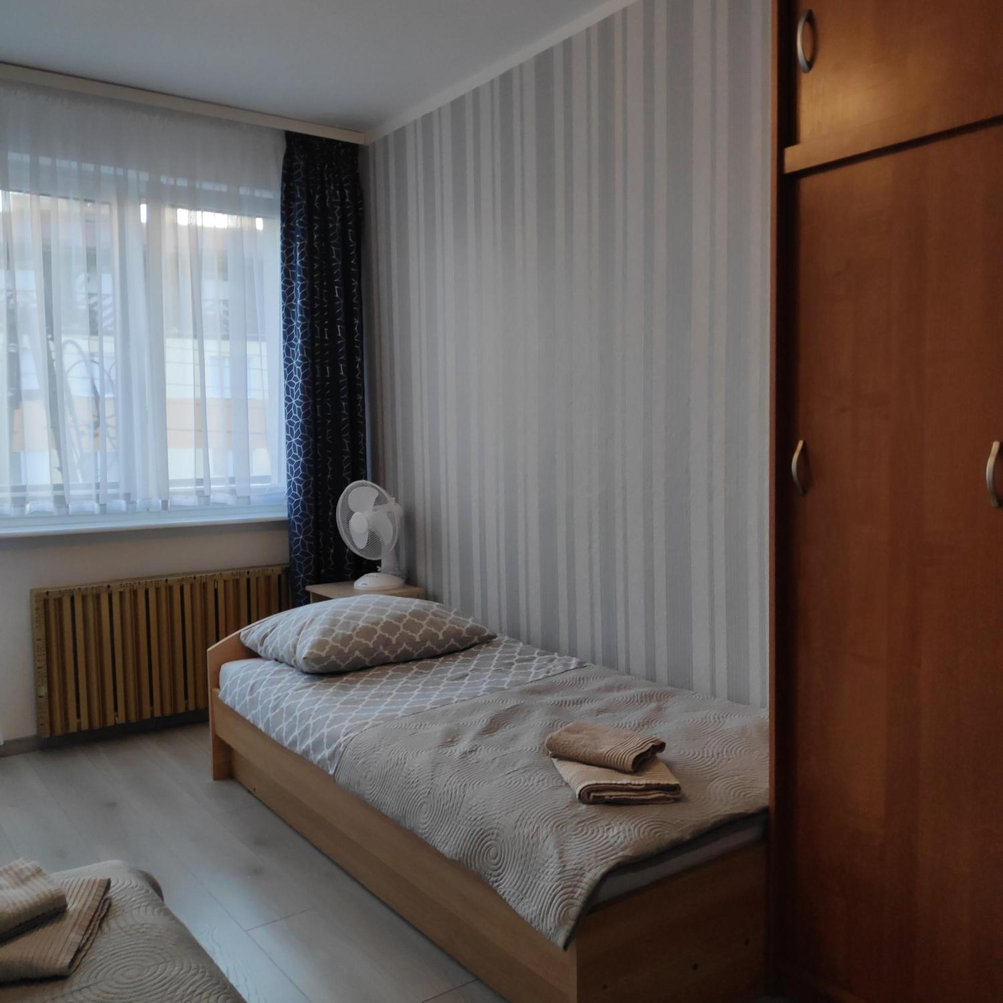 Pokoje Goscinne Moli Łeba Exterior foto