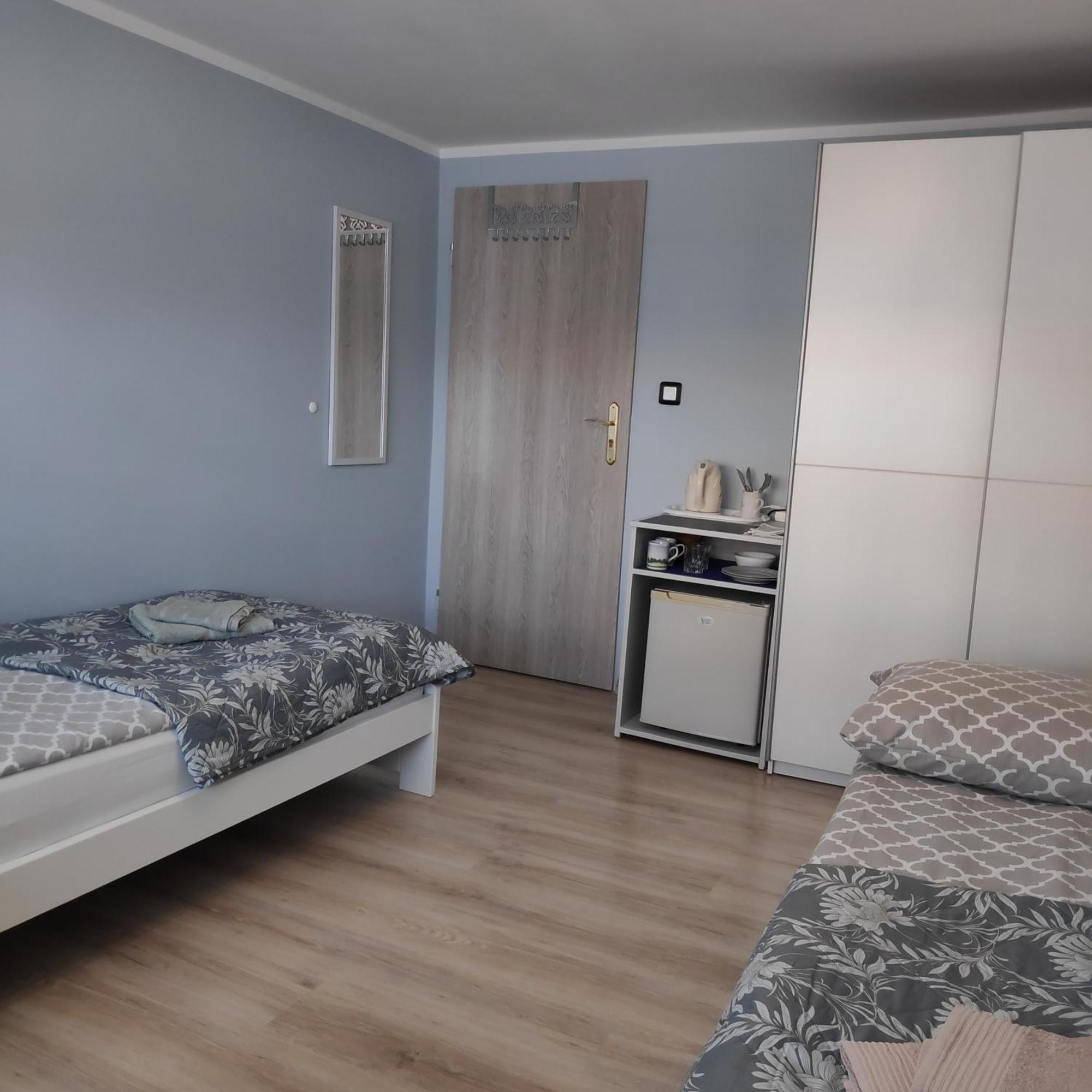 Pokoje Goscinne Moli Łeba Exterior foto